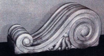 Capitello murale ionico