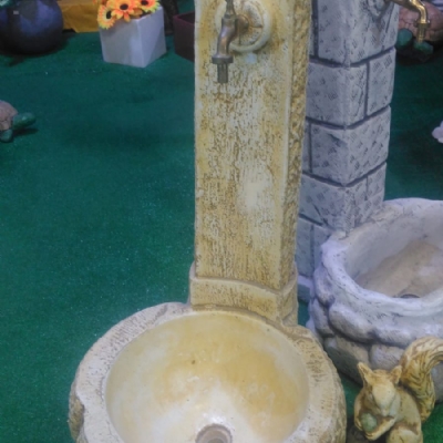 FONTANA GIGLIO